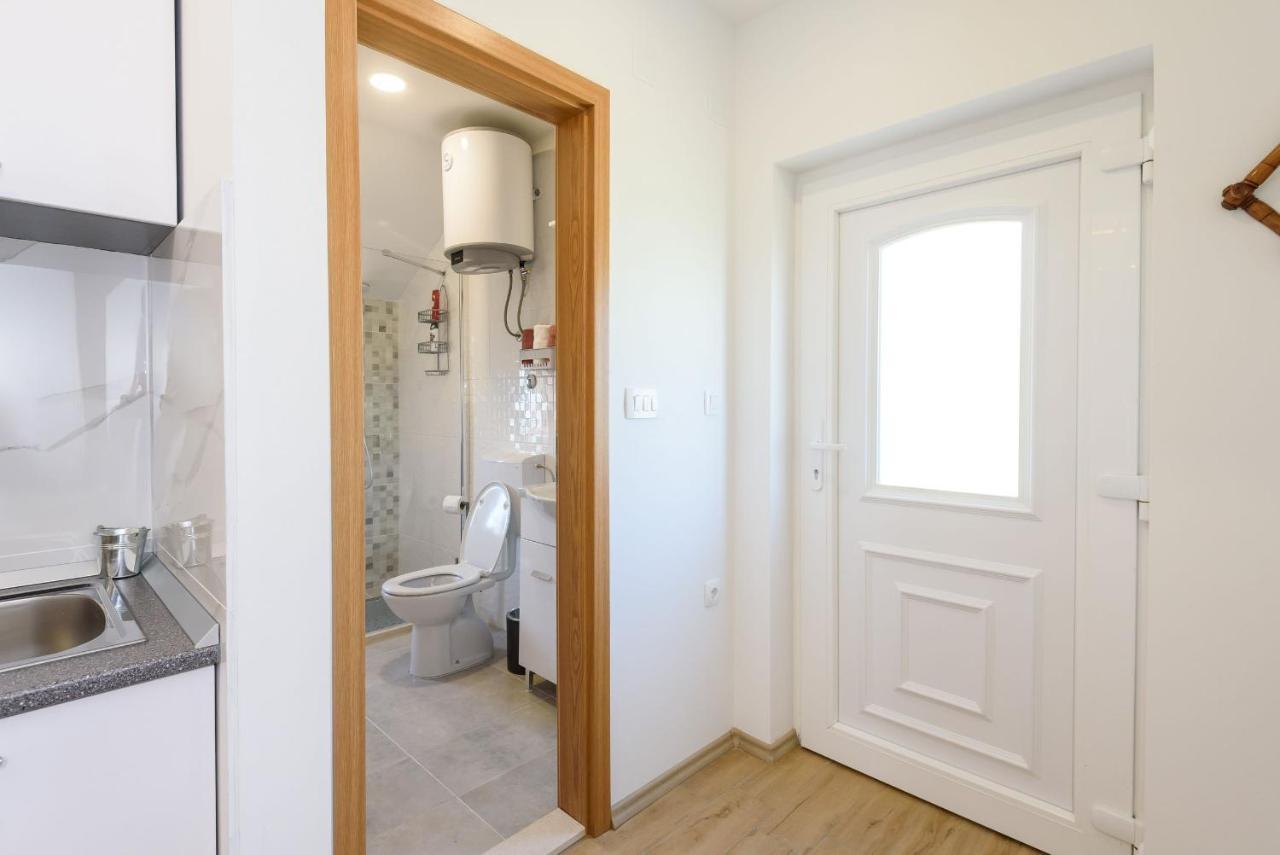 Bonaca Apartment Rogotin Luaran gambar
