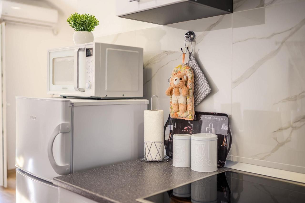 Bonaca Apartment Rogotin Luaran gambar
