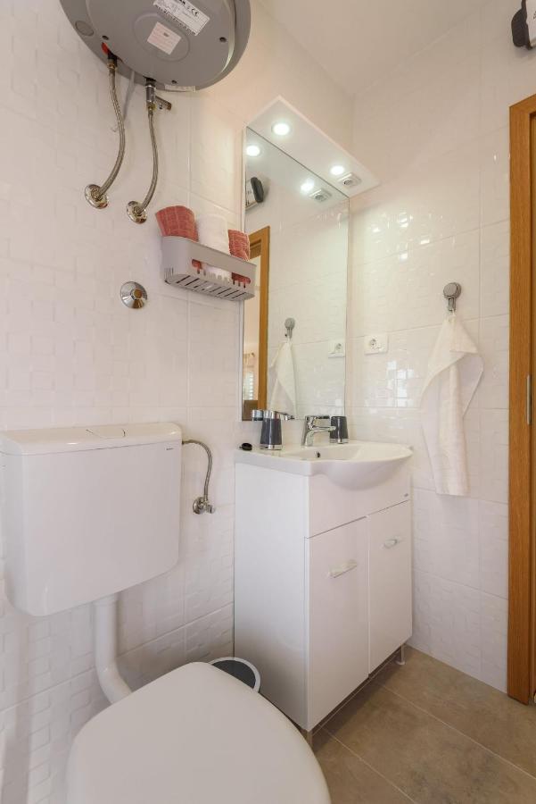 Bonaca Apartment Rogotin Luaran gambar